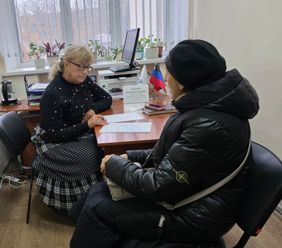 Татьяна Копылова: Сегодня, 21 октября, провела личный приём граждан в общественной приёмной Партии «Единая Россия» Татьяна Копылова: Сегодня, 21 октября, провела личный приём граждан в общественной приёмной Партии «Единая Россия»