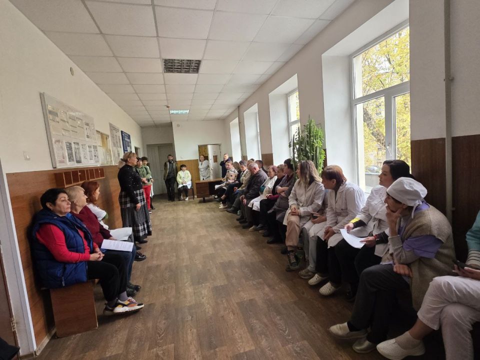 Татьяна Копылова: Сегодня, 21 октября, по поручению Главы Республики Дениса Пушилина и в рамках проекта "УПРАВДОМ", реализуемого партией "Единая Россия" Татьяна Копылова: Сегодня, 21 октября, по поручению Главы Республики Дениса Пушилина и в рамках проекта "УПРАВДОМ", реализуемого партией "Единая Россия"