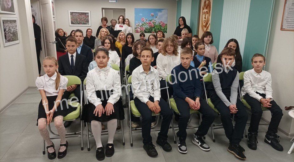 В Центральной городской библиотеке состоялся день музыки, посвящённый 110-летию со дня рождения выдающегося русского композитора Георгия Свиридова В Центральной городской библиотеке состоялся день музыки, посвящённый 110-летию со дня рождения выдающегося русского композитора Георгия Свиридова
