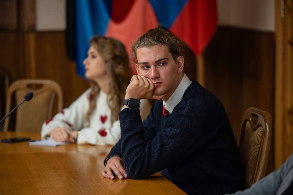 Кто они — управленцы России будущего? Кто они — управленцы России будущего?