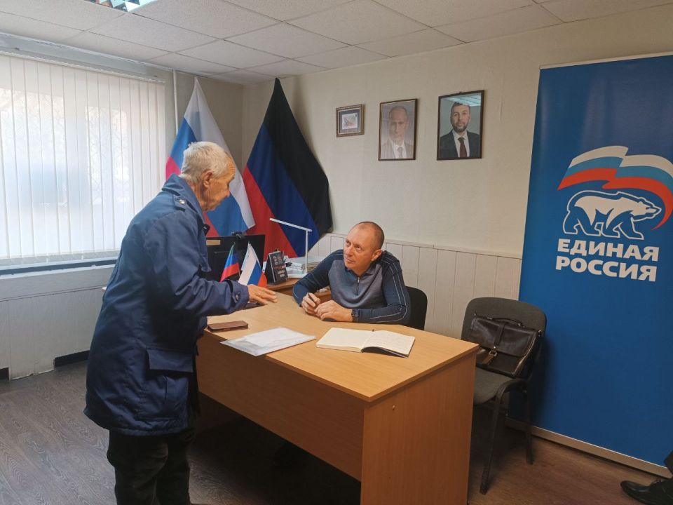 В Снежном прошел приём депутата Народного Совета ДНР В Снежном прошел приём депутата Народного Совета ДНР