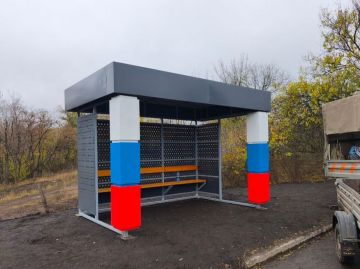 Александр Бондаренко: Продолжаем создавать комфортные условия ожидания общественного транспорта на дорогах общего пользования