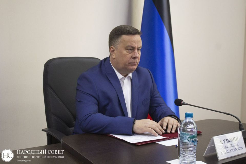 Константин Кузьмин: Сегодня в Государственной Думе в первом чтении рассмотрели проект федерального бюджета на 2026 год и плановый период 2027 и 2028 годов Константин Кузьмин: Сегодня в Государственной Думе в первом чтении рассмотрели проект федерального бюджета на 2026 год и плановый период 2027 и 2028 годов