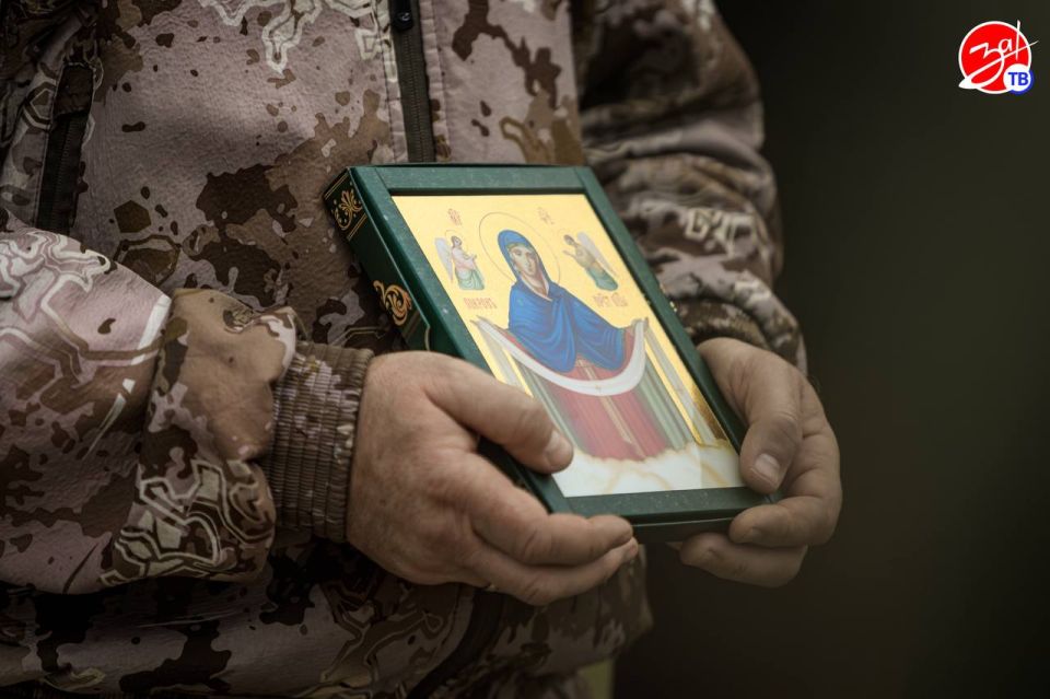 Виктор Водолацкий: В память о казаках, павших в боях за Родину, в Мелитополе создали Аллею казачьей славы Виктор Водолацкий: В память о казаках, павших в боях за Родину, в Мелитополе создали Аллею казачьей славы