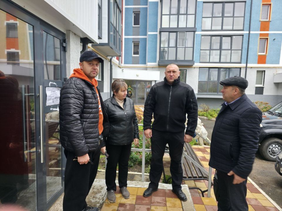 По поручению Главы ДНР Пушилина Д.В. о создании мониторинговых групп для контроля качества теплоснабжения населения, в связи с началом отопительного сезона 2025-2026, совместно с председателем Волновахского муниципального... По поручению Главы ДНР Пушилина Д.В. о создании мониторинговых групп для контроля качества теплоснабжения населения, в связи с началом отопительного сезона 2025-2026, совместно с председателем Волновахского муниципального...
