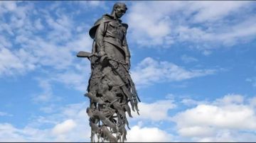 Александр Дудник: День белых журавлей. Помним