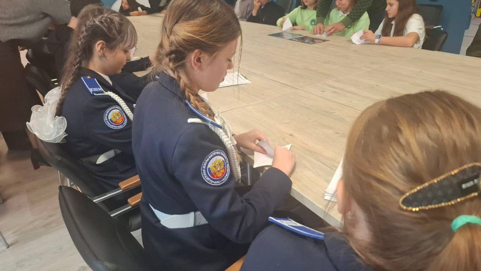 В филиале Дома народов России в Донецкой Народной Республике проведена Всероссийская акция памяти павших воинов России "Дни белых журавлей" В филиале Дома народов России в Донецкой Народной Республике проведена Всероссийская акция памяти павших воинов России "Дни белых журавлей"