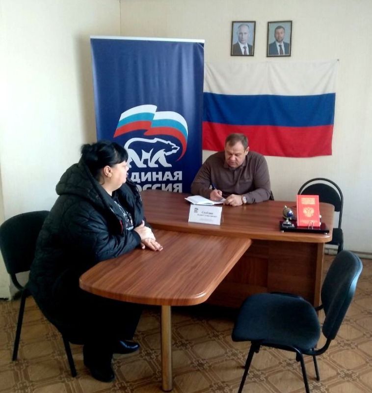 Депутат «Единой России» ответил на вопросы ждановцев Депутат «Единой России» ответил на вопросы ждановцев
