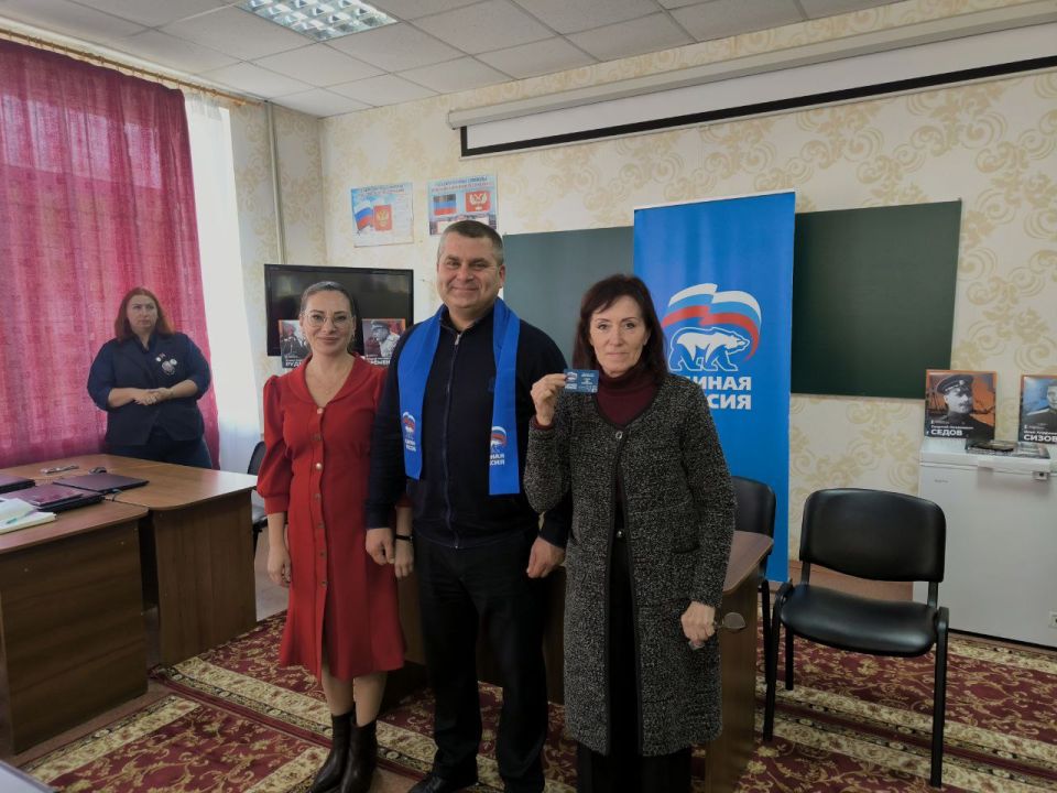 Встречи с трудовыми коллективами в Ленинском районе города Донецка продолжаются Встречи с трудовыми коллективами в Ленинском районе города Донецка продолжаются