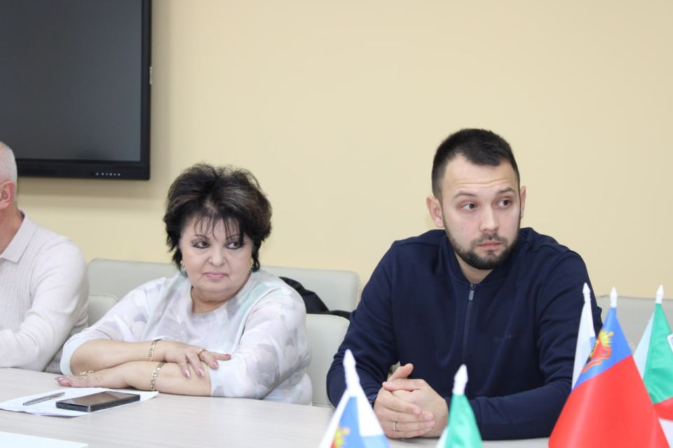 Иван Приходько: В Горловке продолжает свою работу Штаб по вопросам здравоохранения Иван Приходько: В Горловке продолжает свою работу Штаб по вопросам здравоохранения
