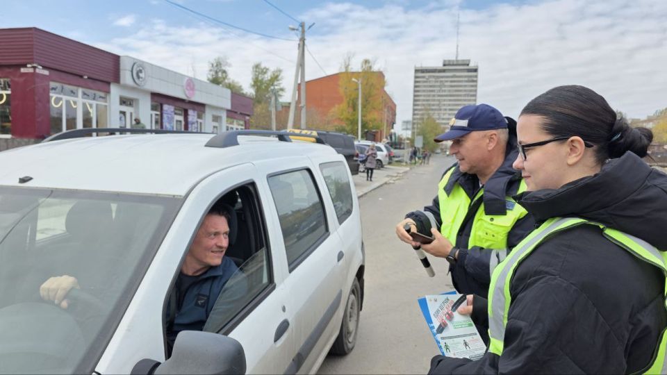 ЮИД в действии! За безопасность на дорогах! ЮИД в действии! За безопасность на дорогах!