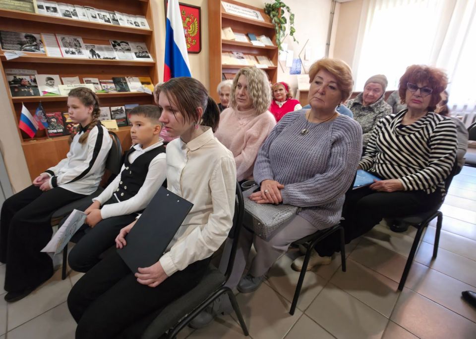 Иван Адамец: В библиотеке-филиале № 4 состоялось мероприятие, посвященное Дню белых журавлей Иван Адамец: В библиотеке-филиале № 4 состоялось мероприятие, посвященное Дню белых журавлей
