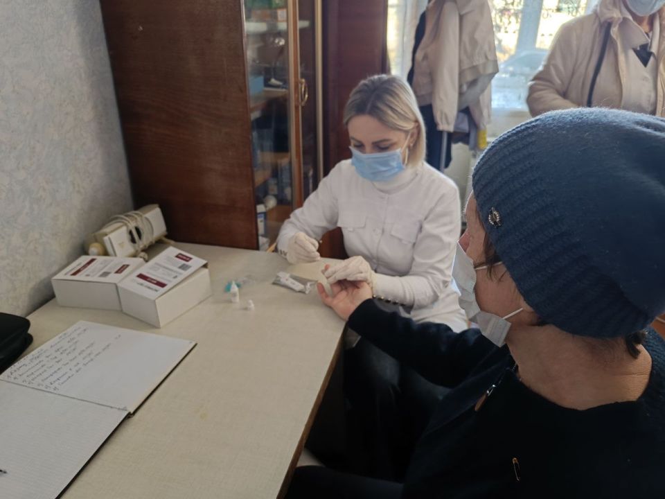 Сегодня состоялся выездной приём врачей- специалистов Тельмановской центральной районной больницы в с.Греково-Александровка Сегодня состоялся выездной приём врачей- специалистов Тельмановской центральной районной больницы в с.Греково-Александровка