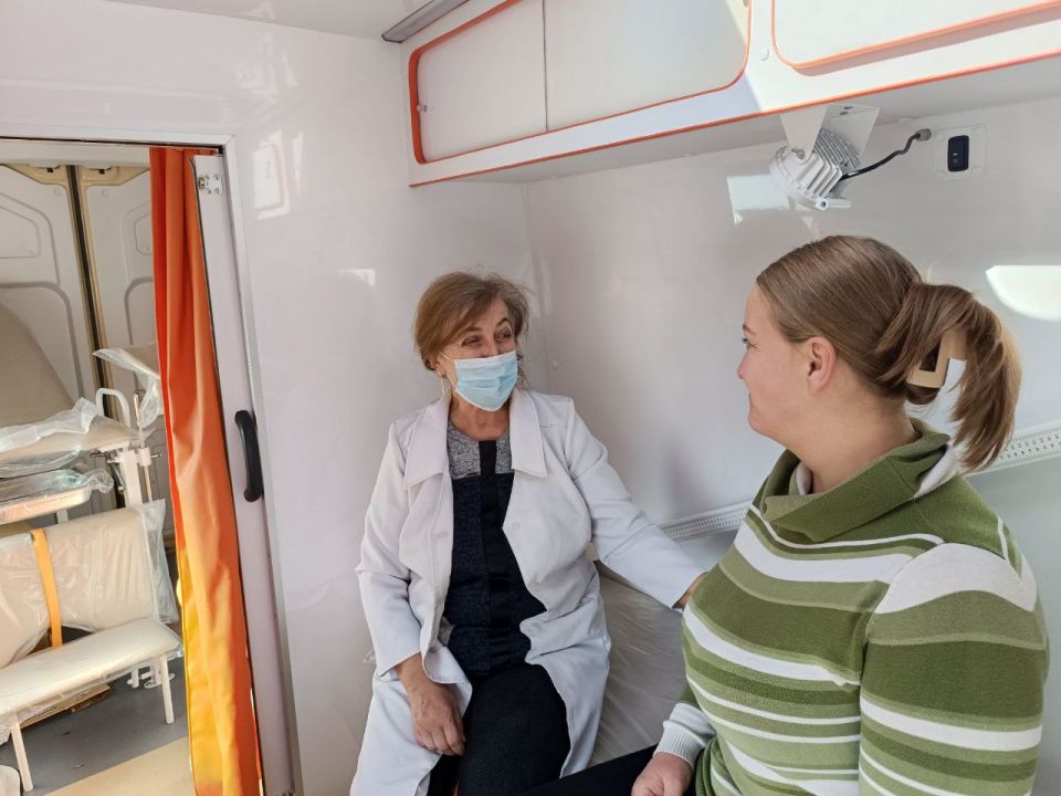 Сегодня состоялся выездной приём врачей- специалистов Тельмановской центральной районной больницы в с.Греково-Александровка Сегодня состоялся выездной приём врачей- специалистов Тельмановской центральной районной больницы в с.Греково-Александровка