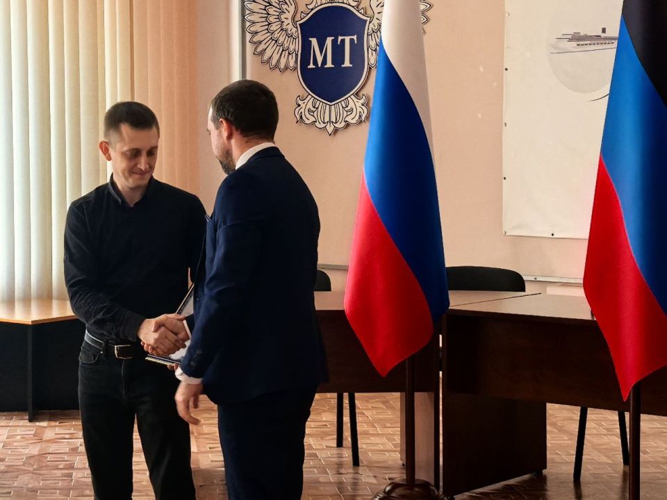 Александр Бондаренко: Поздравил сегодня коллег-транспортников с профессиональным праздником Александр Бондаренко: Поздравил сегодня коллег-транспортников с профессиональным праздником