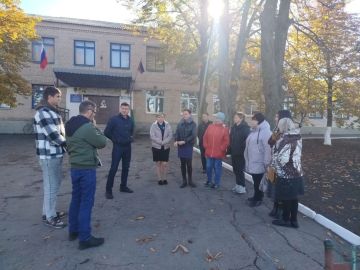 23 октября заместитель главы Администрации Старобешевского муниципального округа Юрий Манжелеев провел встречу с жителями села Осыково