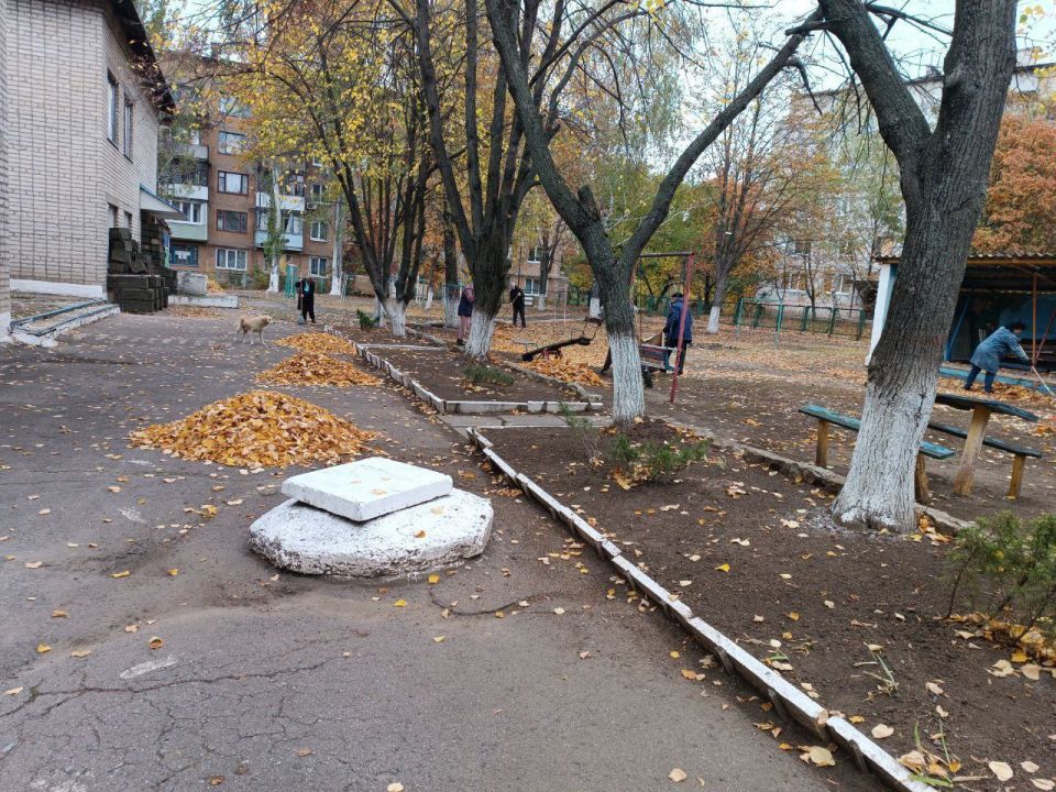 Иван Приходько: В Никитовском районе Горловки продолжается масштабный партийный проект Единой России «Городская среда» Иван Приходько: В Никитовском районе Горловки продолжается масштабный партийный проект Единой России «Городская среда»