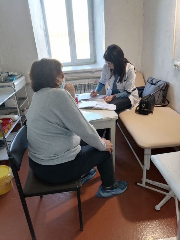 Сегодня состоялся выездной приём врачей- специалистов Тельмановской центральной районной больницы в с.Греково-Александровка Сегодня состоялся выездной приём врачей- специалистов Тельмановской центральной районной больницы в с.Греково-Александровка