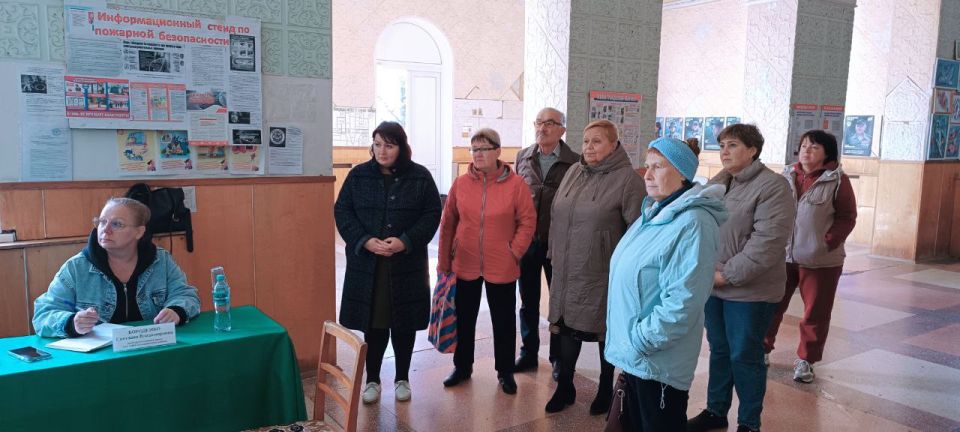 Наталья Великодная: Выездная администрация на встрече с жителями Наталья Великодная: Выездная администрация на встрече с жителями
