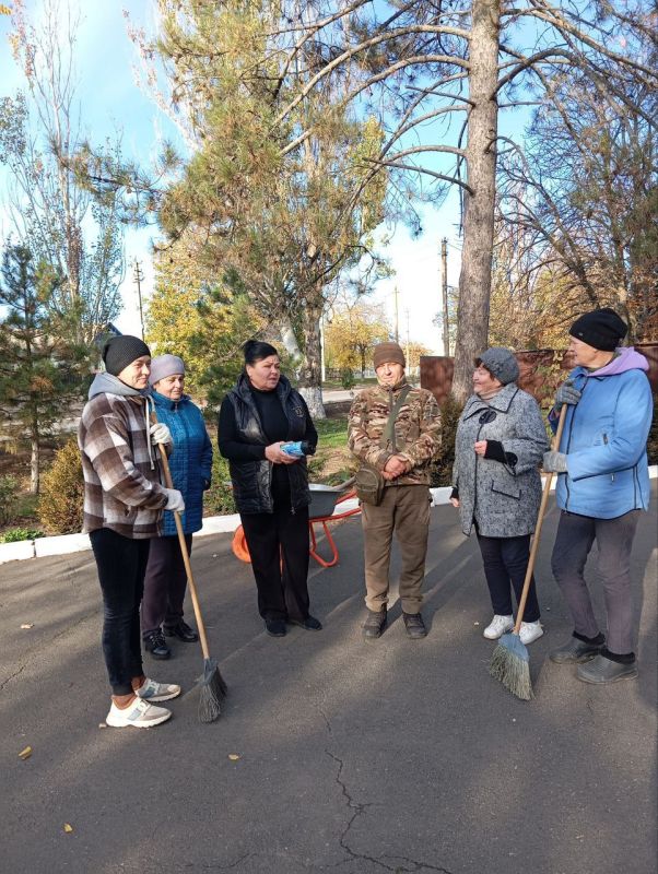 Сегодня и. о. начальника Коньковского территориального отдела провела встречу с жителями села Свободное Сегодня и. о. начальника Коньковского территориального отдела провела встречу с жителями села Свободное