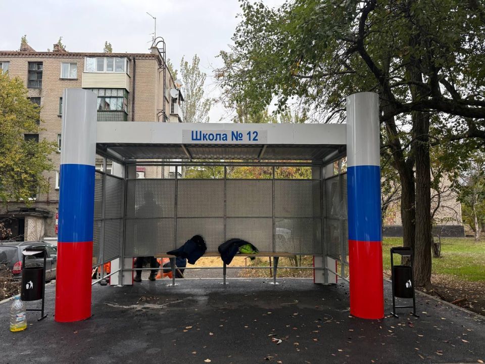 Денис Зубов: Новые остановки появились в рамках специального инфраструктурного проекта на улицах Шевченко, Ярославского, Первомайской, а также в районе бывшего автовокзала и возле городской больницы Денис Зубов: Новые остановки появились в рамках специального инфраструктурного проекта на улицах Шевченко, Ярославского, Первомайской, а также в районе бывшего автовокзала и возле городской больницы