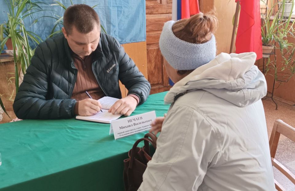 Наталья Великодная: Выездная администрация на встрече с жителями Наталья Великодная: Выездная администрация на встрече с жителями