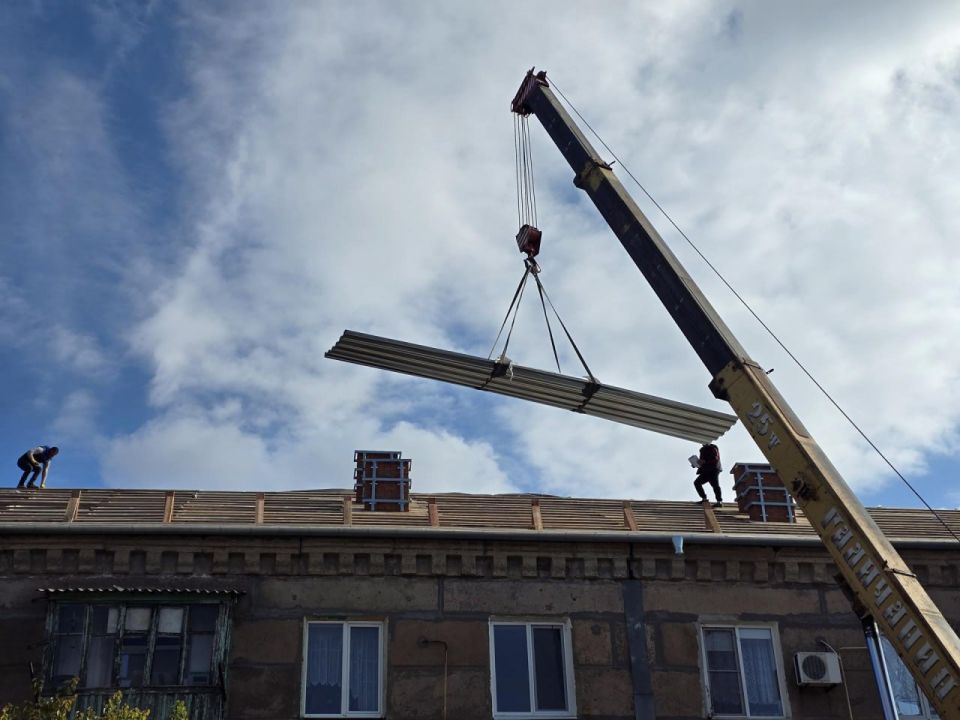 Владимирская область продолжает ремонт крыш МКД в Кировском Владимирская область продолжает ремонт крыш МКД в Кировском