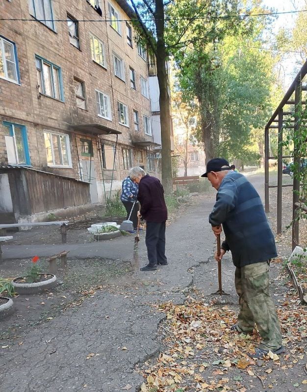 Наталья Бегуненко: На территории Петровского района коммунальные предприятия приняли активное участие в акции Чистый четверг Наталья Бегуненко: На территории Петровского района коммунальные предприятия приняли активное участие в акции Чистый четверг