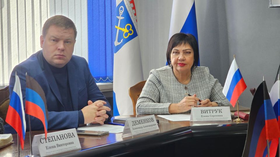 В администрации городского округа Енакиево состоялось заседание межведомственной рабочей группы по вопросам охраны здоровья граждан В администрации городского округа Енакиево состоялось заседание межведомственной рабочей группы по вопросам охраны здоровья граждан