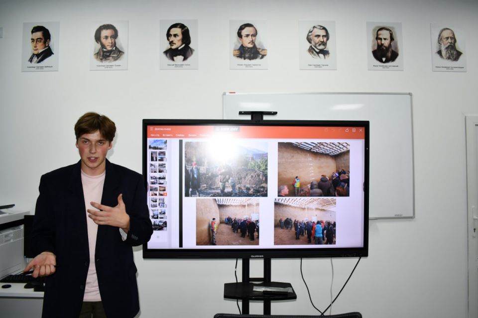 Студенты-археологи ДонГУ подвели итоги летнего полевого сезона Студенты-археологи ДонГУ подвели итоги летнего полевого сезона