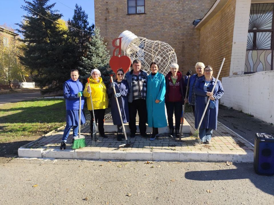 Еще фото с субботника Еще фото с субботника