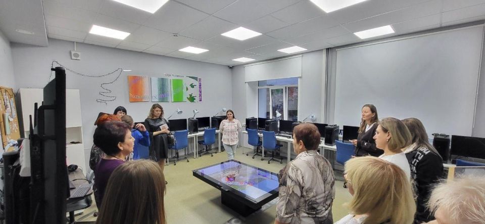 Делегация из Кировского находится на семинаре-стажировке во Владимире Делегация из Кировского находится на семинаре-стажировке во Владимире