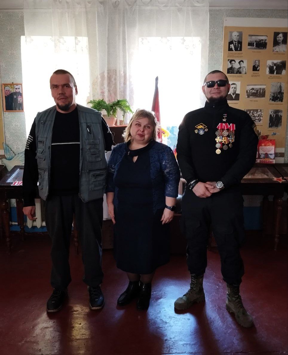 Ветераны-защитники Родины приняли участие в круглом столе Ветераны-защитники Родины приняли участие в круглом столе
