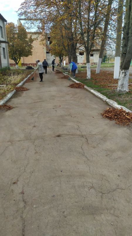 Еще фото с субботника Еще фото с субботника