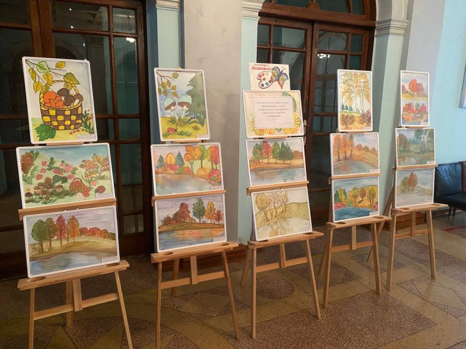 Осень в Зугрэсе - прекрасна! Осень в Зугрэсе - прекрасна!