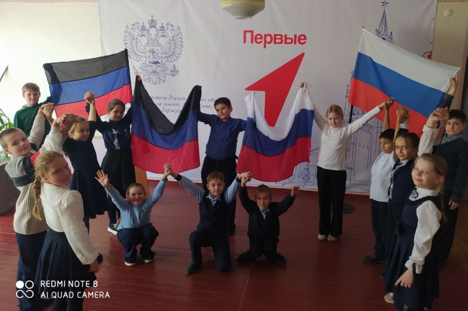 Игорь Мартынов: День Государственного флага Донецкой Народной Республики Игорь Мартынов: День Государственного флага Донецкой Народной Республики