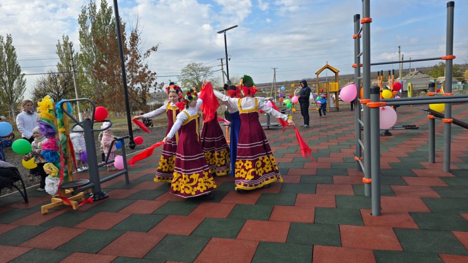 В селе Осыково состоялось торжественное открытие детской игровой площадки В селе Осыково состоялось торжественное открытие детской игровой площадки