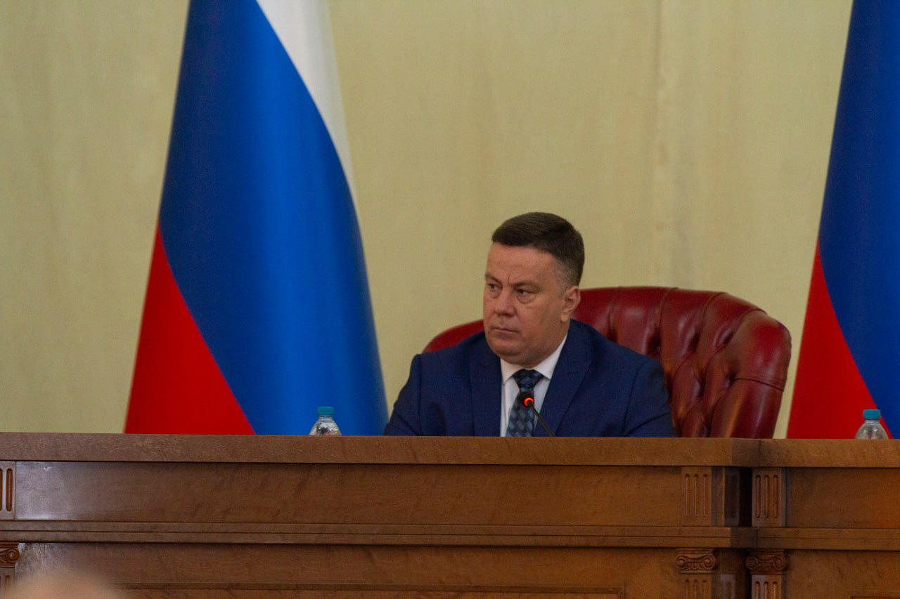 Константин Кузьмин: В рамках взаимодействия законодательной и исполнительной ветвей власти сегодня в Народном Совете состоялся правительственный час Константин Кузьмин: В рамках взаимодействия законодательной и исполнительной ветвей власти сегодня в Народном Совете состоялся правительственный час
