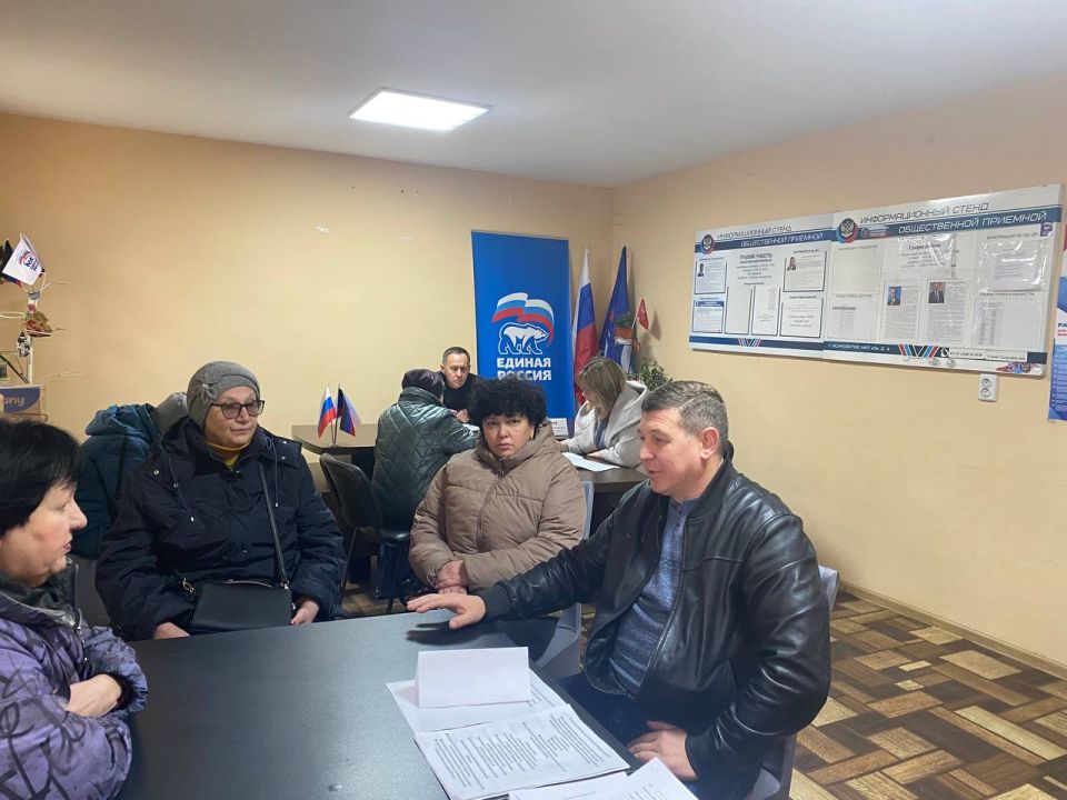 Александр Пеняев: Очередной личный прием в общественной приемной местного отделения «Единой России» получился разговором, посвященным одной теме Александр Пеняев: Очередной личный прием в общественной приемной местного отделения «Единой России» получился разговором, посвященным одной теме