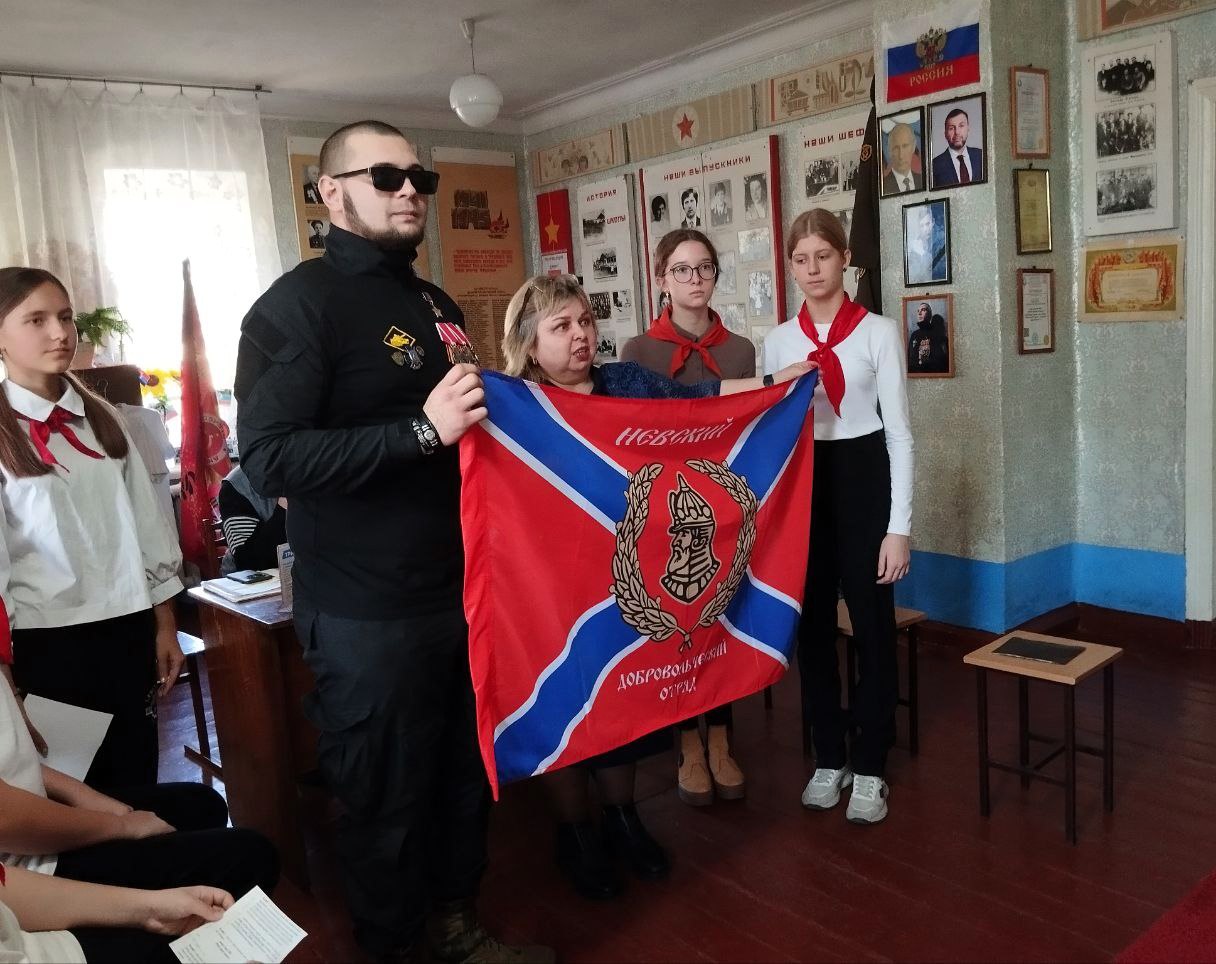 Ветераны-защитники Родины приняли участие в круглом столе Ветераны-защитники Родины приняли участие в круглом столе