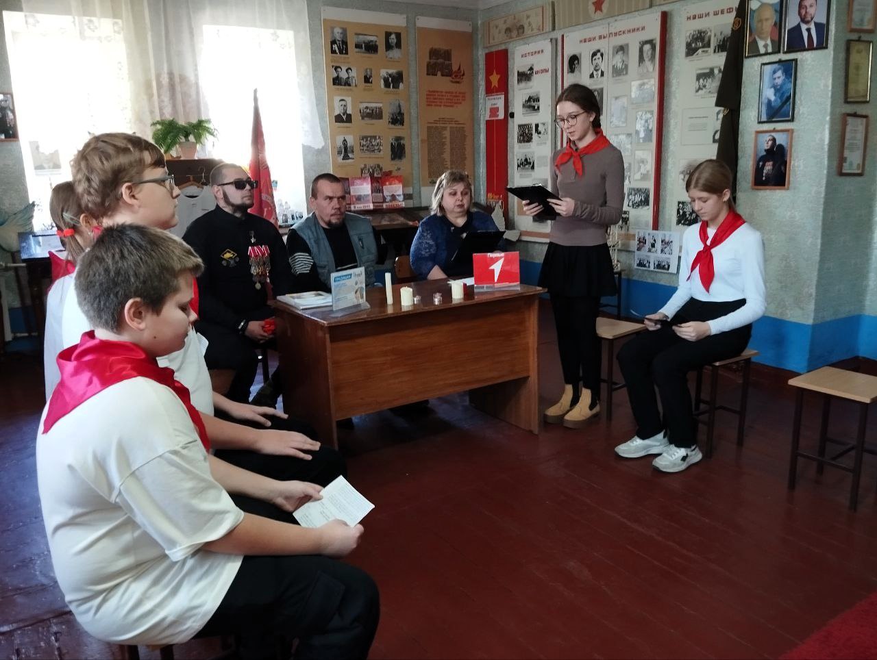 Ветераны-защитники Родины приняли участие в круглом столе Ветераны-защитники Родины приняли участие в круглом столе