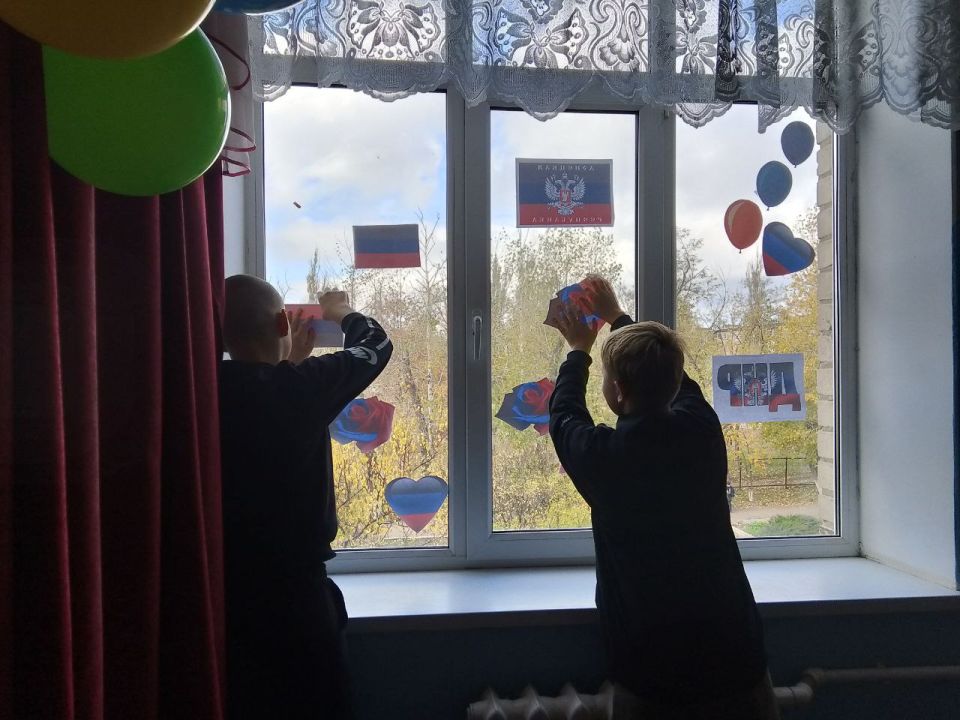 Игорь Мартынов: День Государственного флага Донецкой Народной Республики Игорь Мартынов: День Государственного флага Донецкой Народной Республики