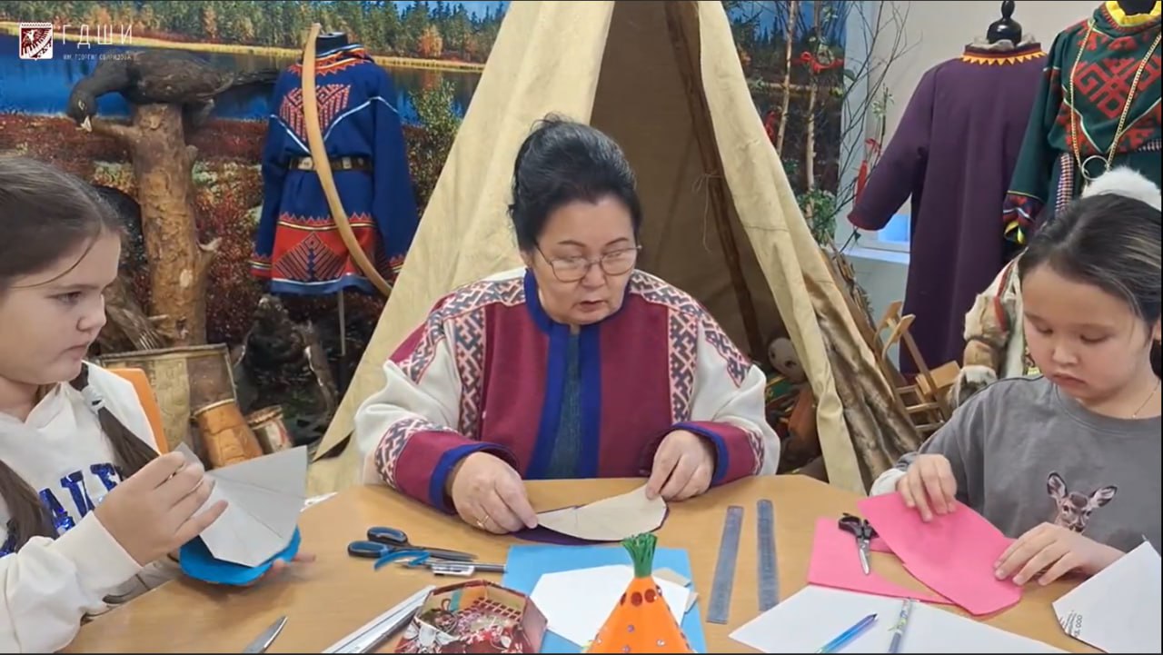 Мастерица из ЯНАО провела онлайн мастер-класс для воспитанников Дома культуры Волновахского округа Мастерица из ЯНАО провела онлайн мастер-класс для воспитанников Дома культуры Волновахского округа