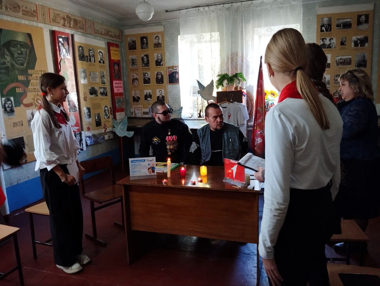 Ветераны-защитники Родины приняли участие в круглом столе Ветераны-защитники Родины приняли участие в круглом столе