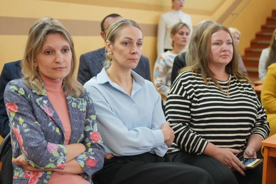 В ДНР состоялось Республиканское родительское собрание В ДНР состоялось Республиканское родительское собрание