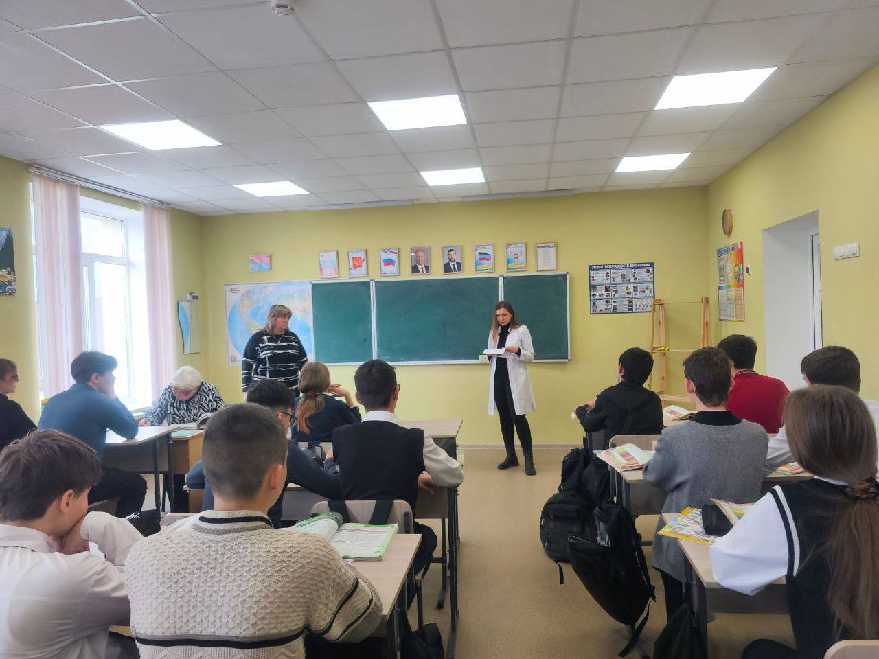В Мангушской школе №2 прошла лекция о здоровом питании В Мангушской школе №2 прошла лекция о здоровом питании