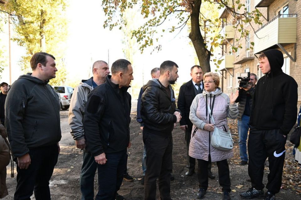 Глава ДНР потребовал в кратчайшие сроки ввести в эксплуатацию многоквартирный дом и административное здание в Авдеевке Глава ДНР потребовал в кратчайшие сроки ввести в эксплуатацию многоквартирный дом и административное здание в Авдеевке