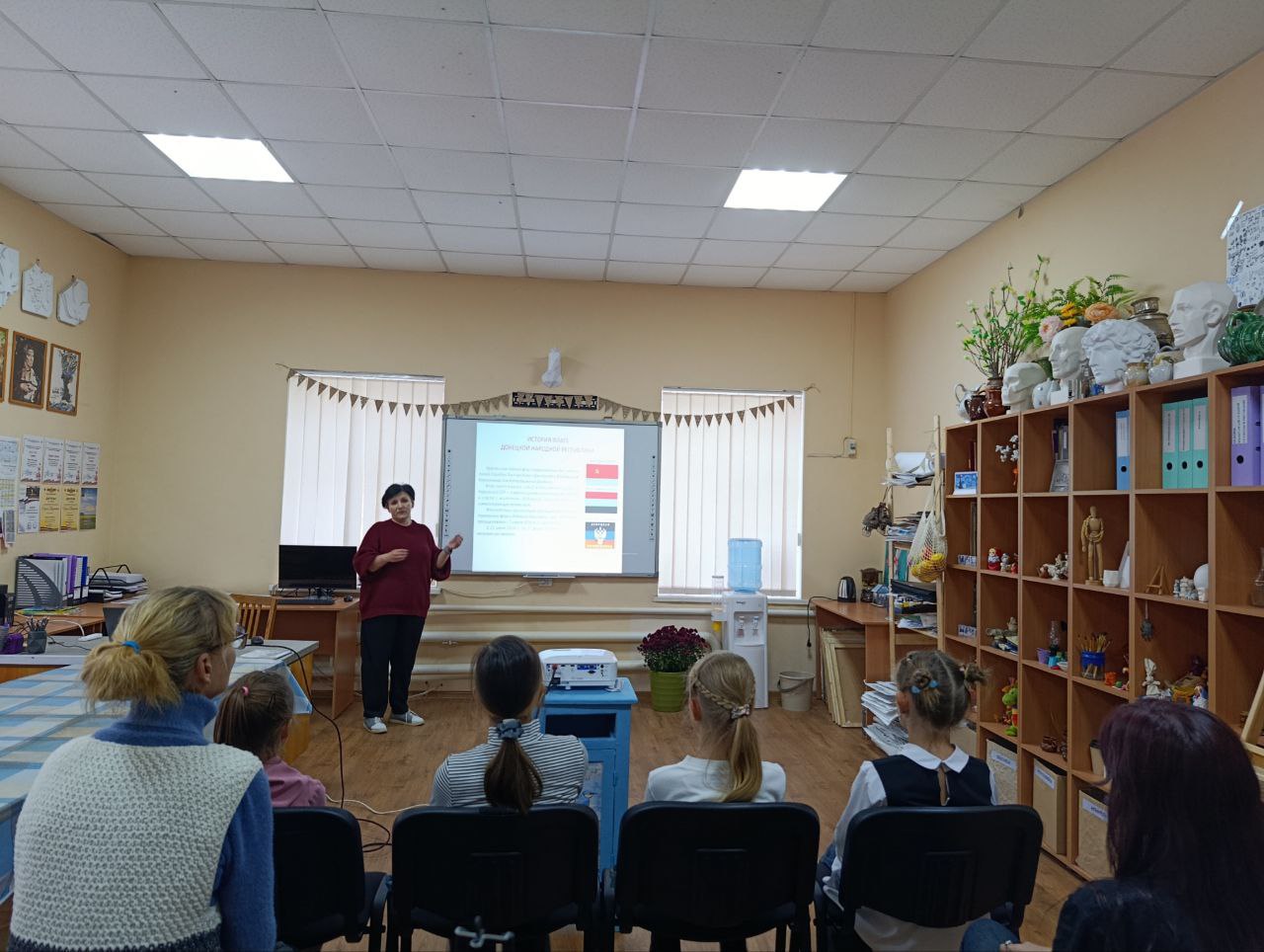 День флага ДОНЕЦКОЙ НАРОДНОЙ РЕСПУБЛИКИ День флага ДОНЕЦКОЙ НАРОДНОЙ РЕСПУБЛИКИ