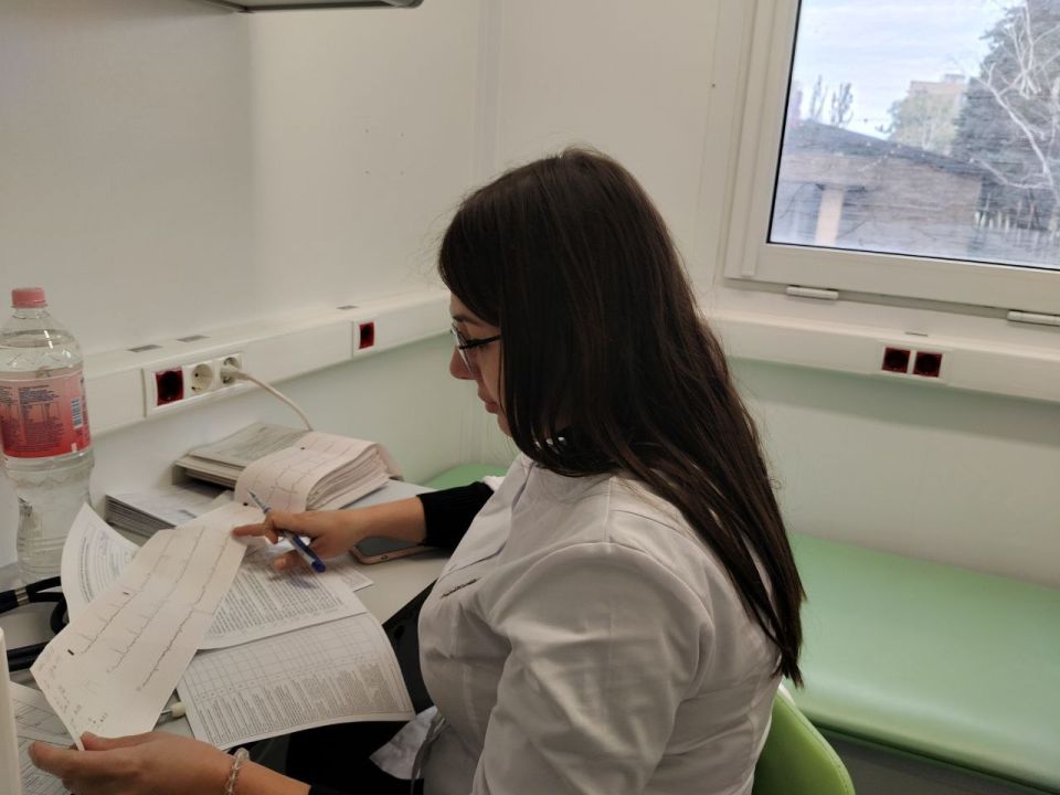 «Автопоезд Здоровье»: работа продолжается в ЦГБ г. Снежное «Автопоезд Здоровье»: работа продолжается в ЦГБ г. Снежное
