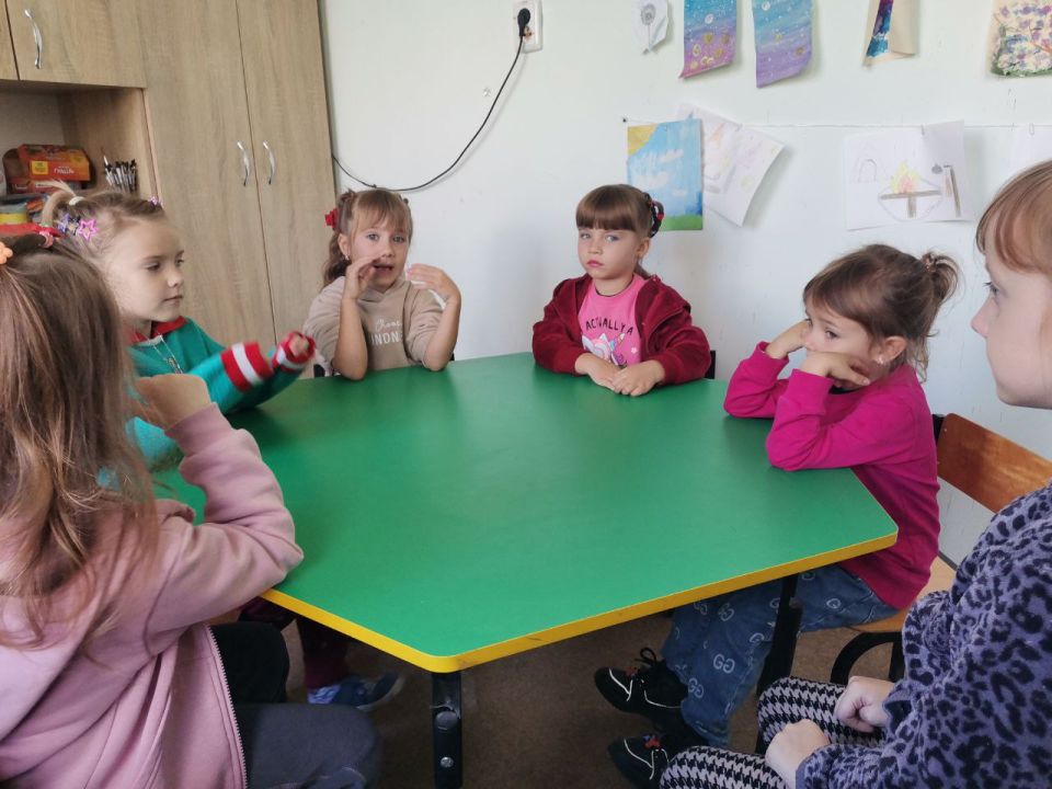 Сегодня в нашем учреждении прошло увлекательное познавательное занятие, посвящённое Дню флага Донецкой Народной Республики Сегодня в нашем учреждении прошло увлекательное познавательное занятие, посвящённое Дню флага Донецкой Народной Республики